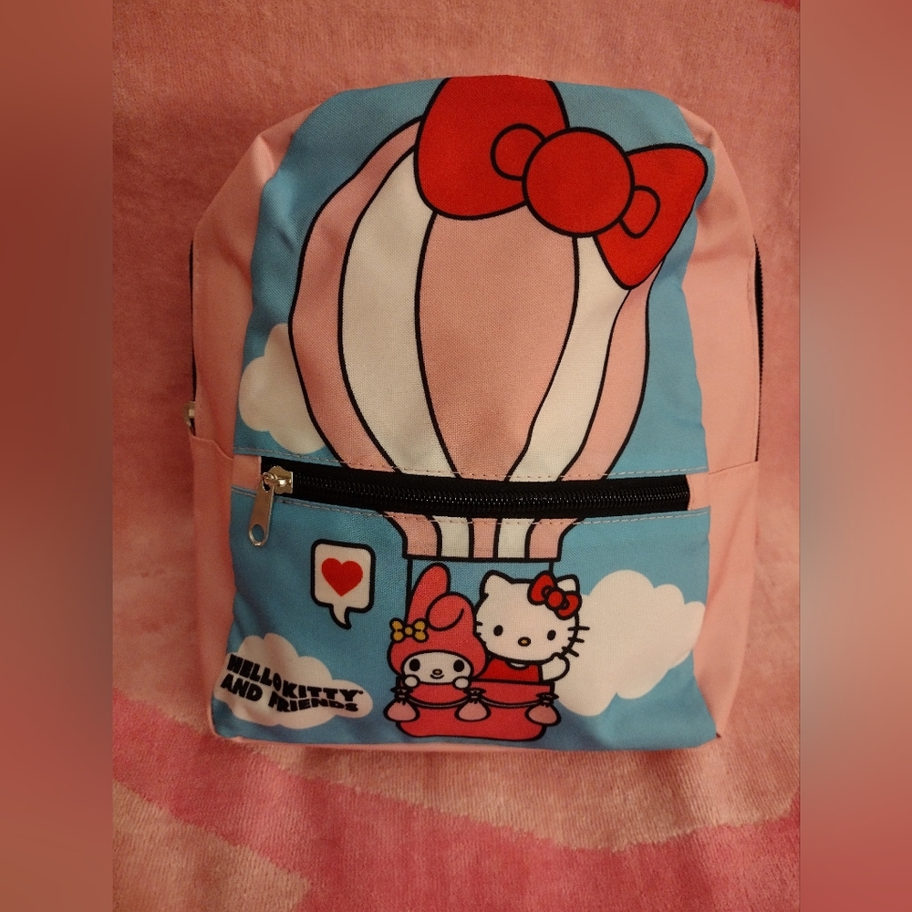 Hello Kitty Playtime Bundle - Picture 5 of 10